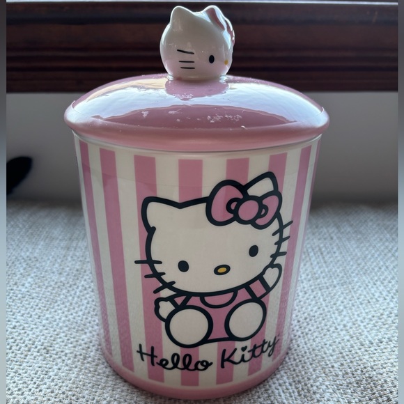 Hello Kitty pink/white stripe lidded canister/cookie/treat jar New sealed 8 inch - Picture 3 of 5